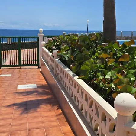 Lägenhet Seafront -